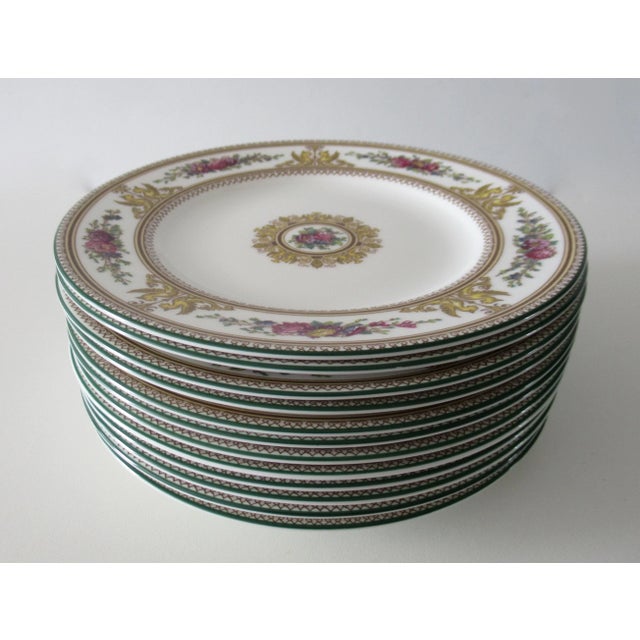 Wedgwood C.1988 Wedgewood Porcelain Hand-Painted "Columbia," W595 Pattern -Full Serving Set for 12 (89 Pcs). For Sale - Image 4 of 13