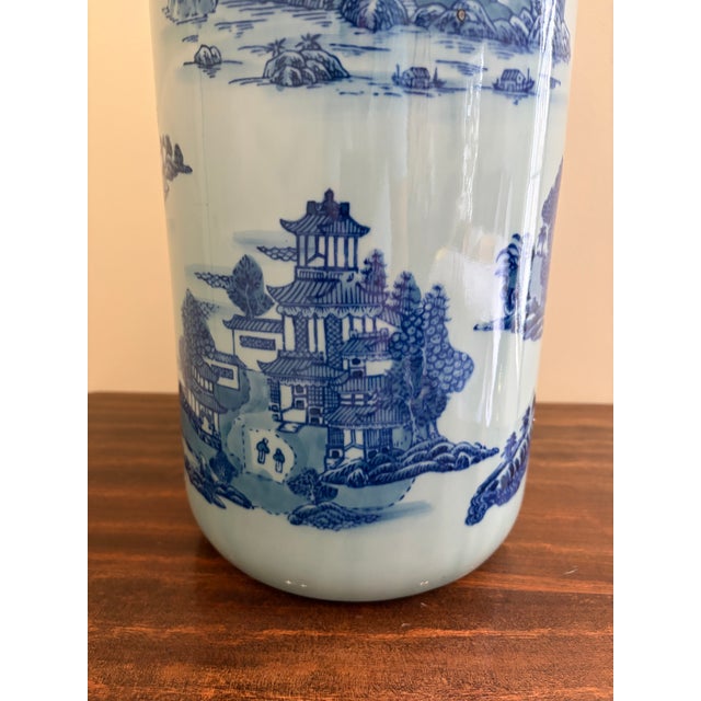 Late 20th Century Vintage Chinoiserie Blue and White Porcelain Umbrella Stand For Sale - Image 5 of 9