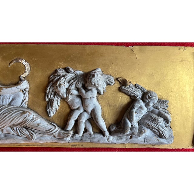 American Antique Early 19th Century American Classical Entablature Frieze With Classical Figures in Bas Relief From a Mirror or Door Surround Circa 1810 For Sale - Image 3 of 9