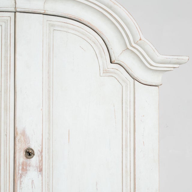 19th Century Swedish Gustavian Pine Wedding Cabinet in Gray Painted Finish For Sale - Image 6 of 16