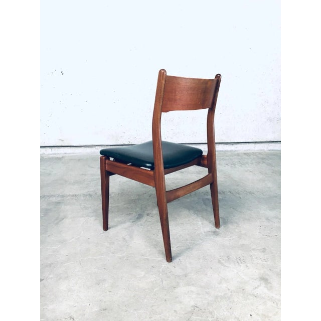 Mid-Century Scandinavian Modern Teak Dining Chairs, Set of 4 For Sale - Image 6 of 18