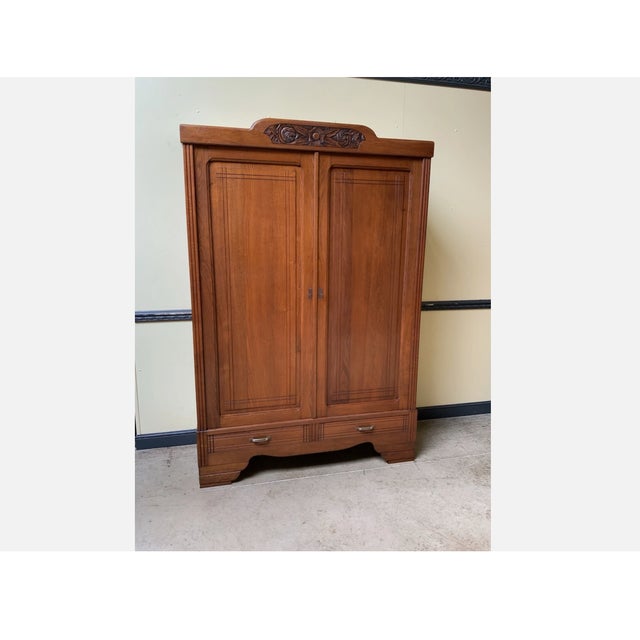 Vintage Art Deco Wardrobe in Oak, 1930 For Sale - Image 9 of 9