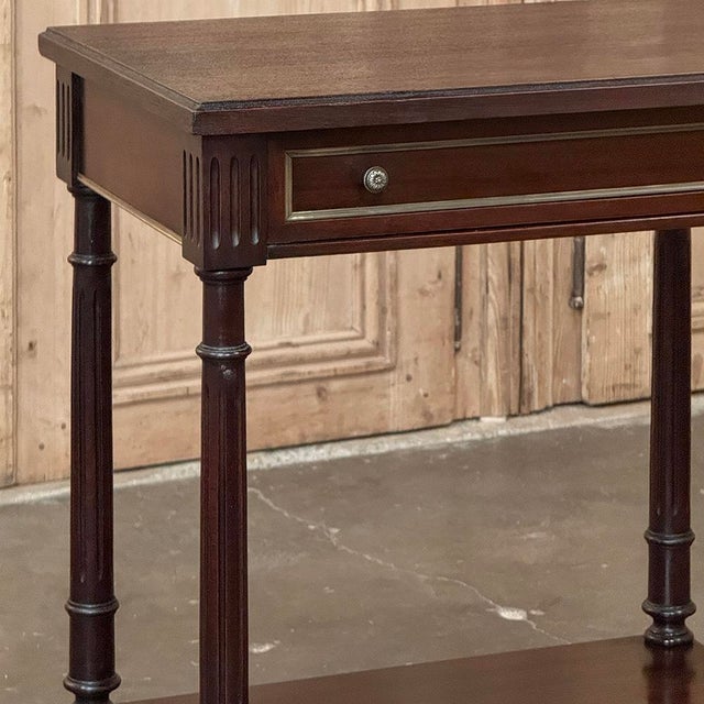 French Mid-Century Louis XVI Style Mahogany & Brass End Table For Sale In Dallas - Image 6 of 18