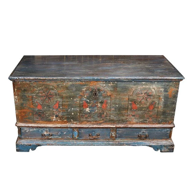 Early 18th Century Pennsylvania Blanket Box/ Dowry Chest For Sale - Image 9 of 9