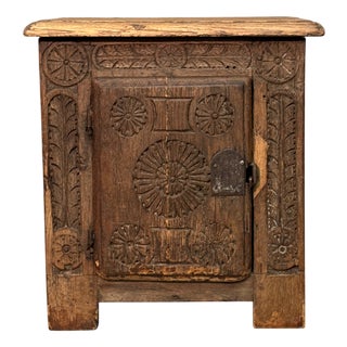 Antique Cabinet in Oak, 1700 For Sale