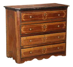 Chest of Drawers in Walnut