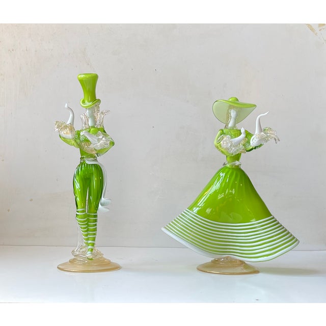 Mid-Century Modern Vintage Kelly Green Venetian Murano Glass Dancers by Franco Toffolo, 1960s, Set of 2 For Sale - Image 3 of 17