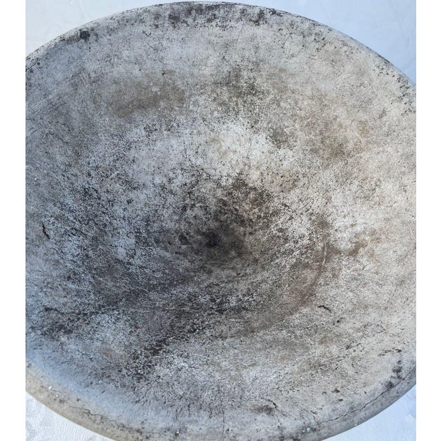 Sculpture Materials Pair of Willy Guhl Fibrous Cement Planters for Eternit. Switzerland, 1960's, Attributed For Sale - Image 7 of 7
