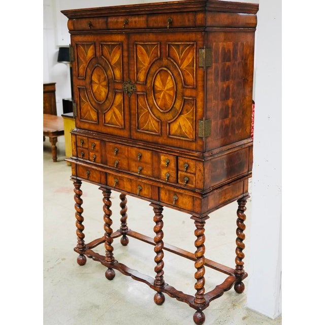 Jonathan Charles Secretary Windsor Collection William and Mary Walnut Cabinet on Stand With Oyster Veneers 20th C For Sale - Image 11 of 14