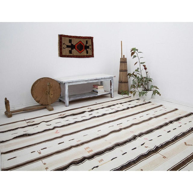 Mid 20th Century Striped Vintage Turkish Kilim Rug For Sale In Los Angeles - Image 6 of 7