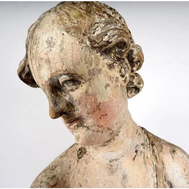 17th Century 17th Century Italian Carved and Polychrome Angel Figures - a Pair For Sale - Image 5 of 11