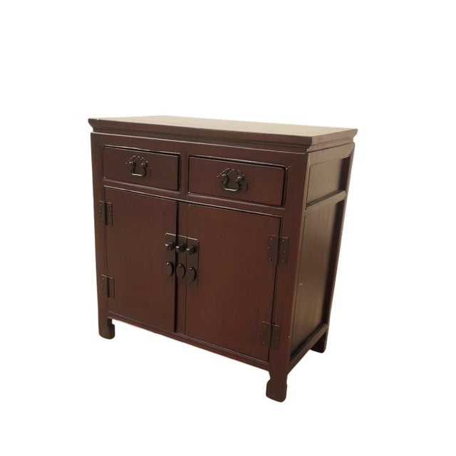 Late 20th Century 2-Drawer Elm Accent Cabinet For Sale - Image 4 of 7