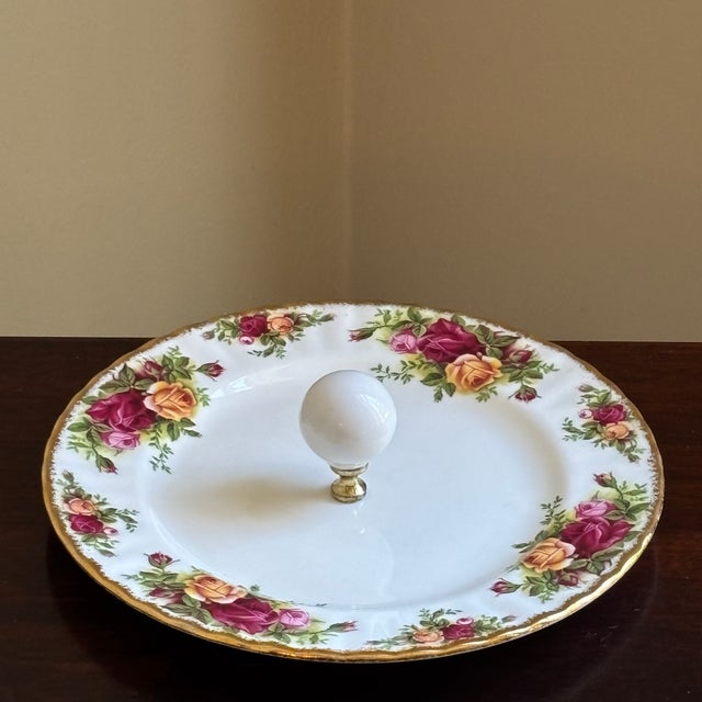 White Vintage English Bone China Handled Serving Plate For Sale - Image 8 of 13