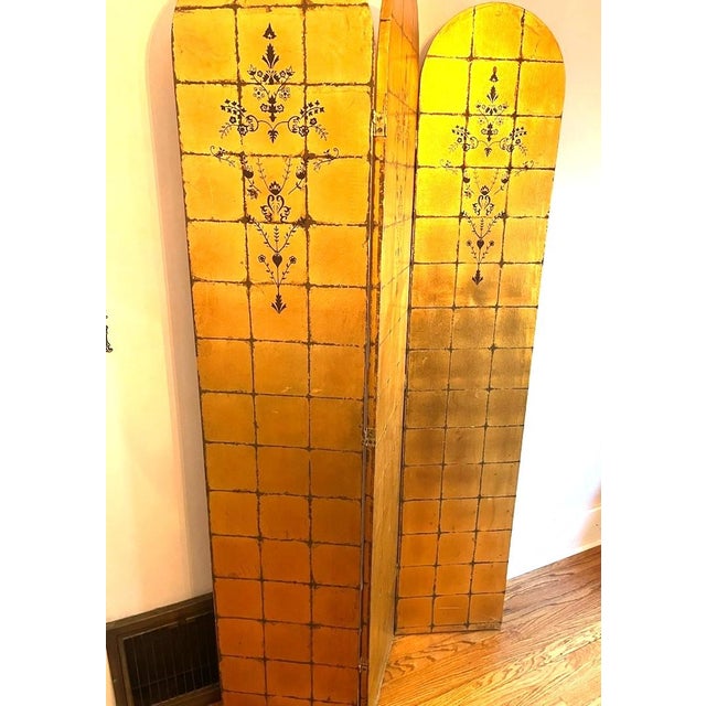 1960s 3 Panel 1960s Gilded Italian Screen For Sale - Image 5 of 17