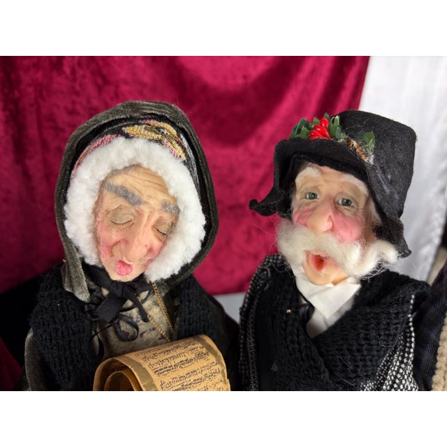 The Grand Victorian Ensemble: 7 Large Jacqueline Kent Carolers (2003-2006) | Boxes & COAs Included For Sale In Phoenix - Image 6 of 15
