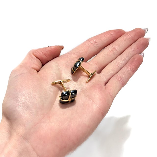 Modern Vintage Tiffany & Co. 18k Gold and Hematite Cufflinks For Sale - Image 3 of 10