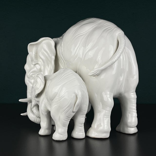 White White Porcelain Figurine of Elephant and Baby by Artepiu Este, Italy, 1990s For Sale - Image 8 of 13