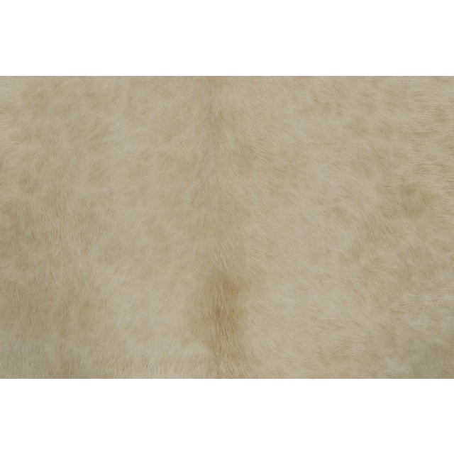 2020s Rug & Kilim’s Contemporary Cowhide Rug With Natural Texture in Soft Beige & Brown For Sale - Image 5 of 9