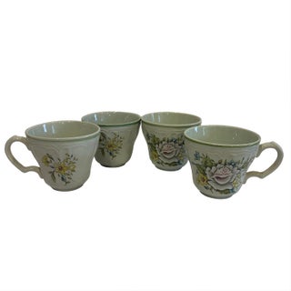 Vintage Provistone Rose Marie Floral Mugs - Set of 4 For Sale