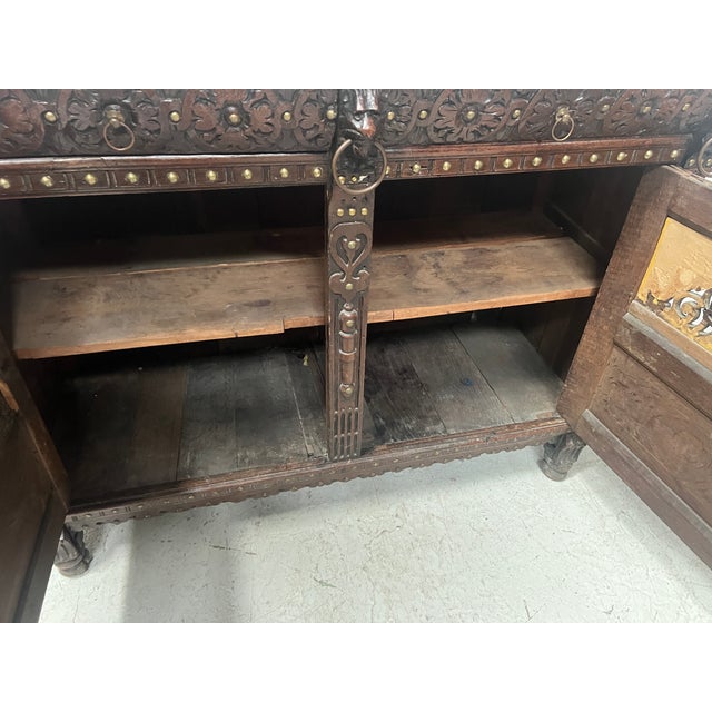 Renaissance-Style Oak Buffet, 1700s For Sale - Image 5 of 11