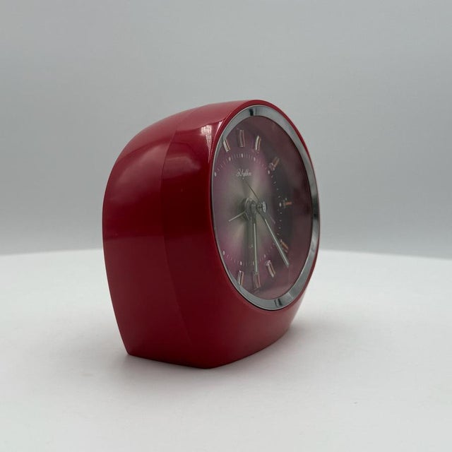 This alarm clock was produced by Rhythm in Japan during the 1960s and captures the bold visual language of Atomic Age...