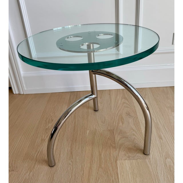 Stanley Jay Friedman Iconic 1980s Stanley Friedman for Brueton "Spyder" Tripod Drinks / Side Table – Polished Stainless Steel For Sale - Image 4 of 7