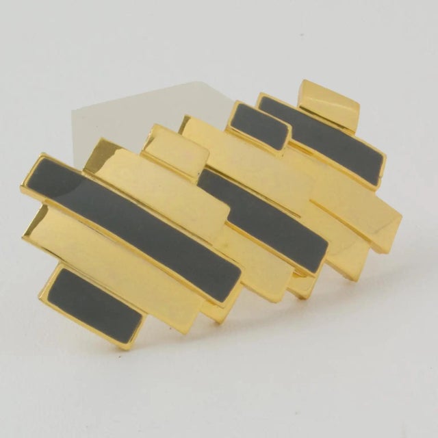 1970s Lanvin Geometric Brooch Gilded Metal and Gray Enamel For Sale - Image 5 of 7