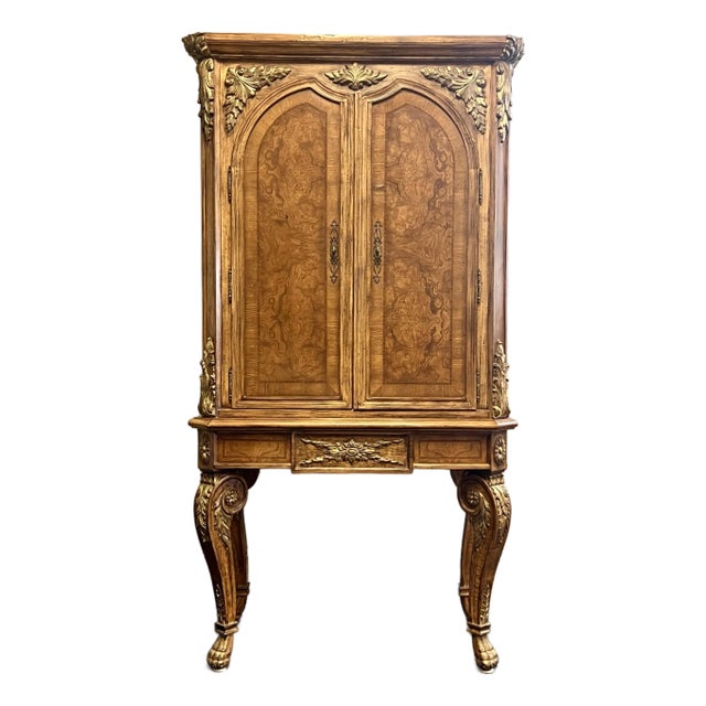 Jeffco Carved Georgian Style Liquor / Bar Cabinet For Sale