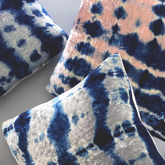 2020s Rousseau Hand Dyed Silk Velvet Pillow, Rose Pink & Indigo Blue Ombre Abstract Pattern For Sale - Image 5 of 6