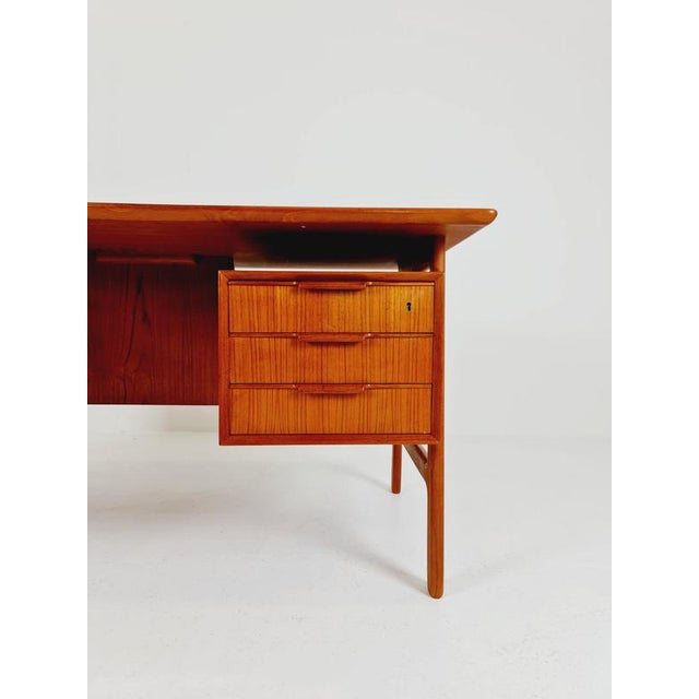 Danish Teak Executive Model No 75 Desk by Omann Jun, 1960s For Sale - Image 5 of 18