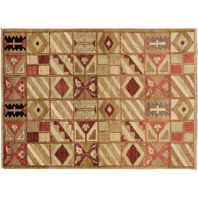 Boho Chic Gabbeh Beige/Red Wool Rug - 3'0'' X 5'2'' For Sale - Image 9 of 10