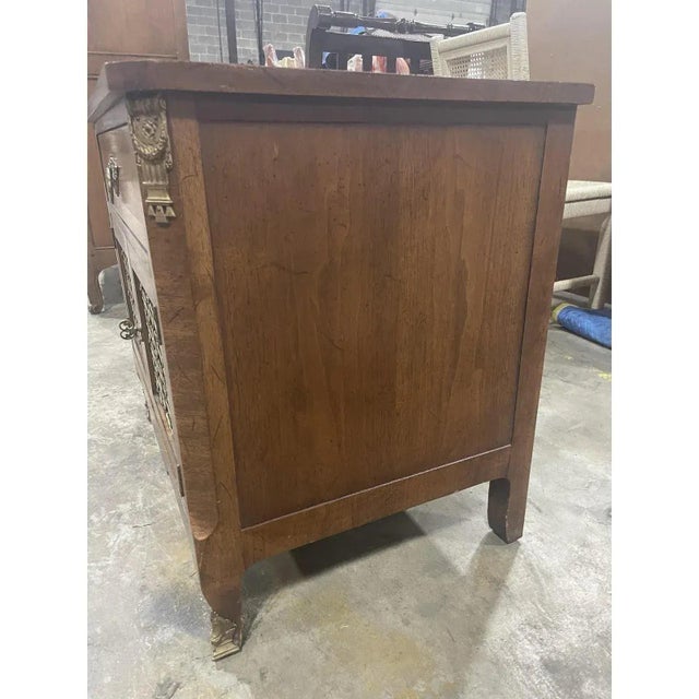 Late 20th Century French Louis Style Nightstand by Henredon For Sale - Image 9 of 11