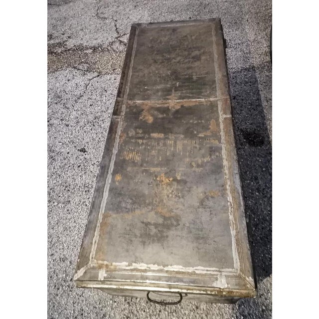 Vintage Travel Trunk in Iron For Sale - Image 4 of 18