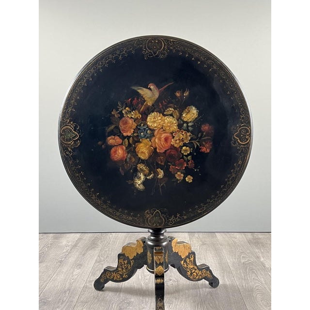 19th Century Napoleon III Pedestal Table in Black Lacquered Wood with Painted Floral Decoration For Sale - Image 3 of 10