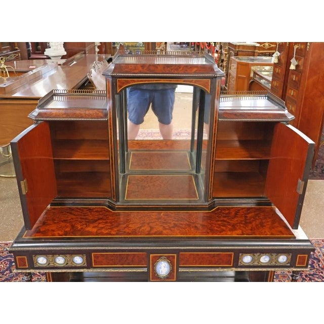 Late 19th Century English Burl Walnut Napoleon III Bronze Mounted Ladies Desk For Sale - Image 15 of 18
