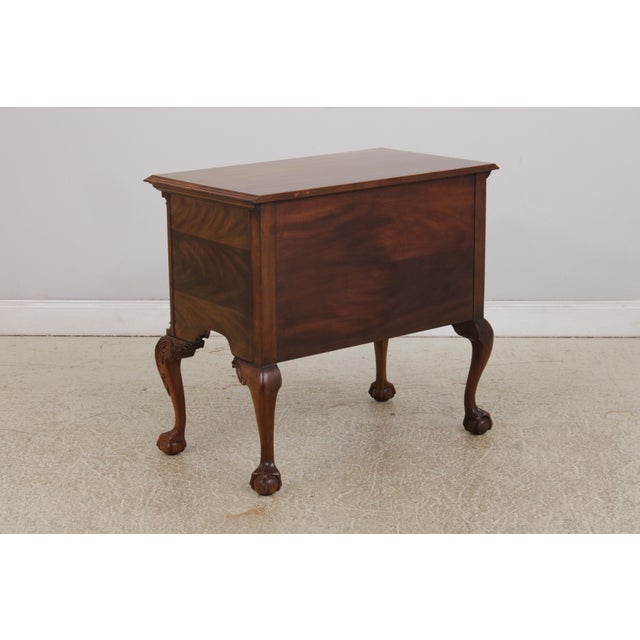 Councill Craftsmen Mahogany Chippendale Style Lowboy For Sale - Image 16 of 17
