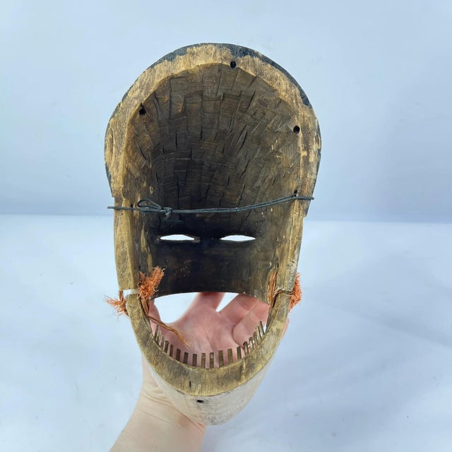Early 20th Century Ogoni Wood Mask Movable Jaw Nigeria For Sale - Image 4 of 8