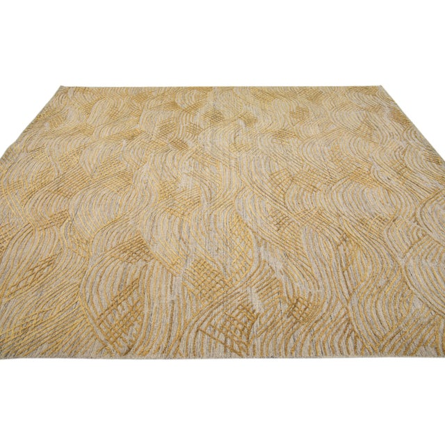 Early 21st Century Contemporary Gold Texture Handmade Wool & Viscose Rug For Sale - Image 5 of 8