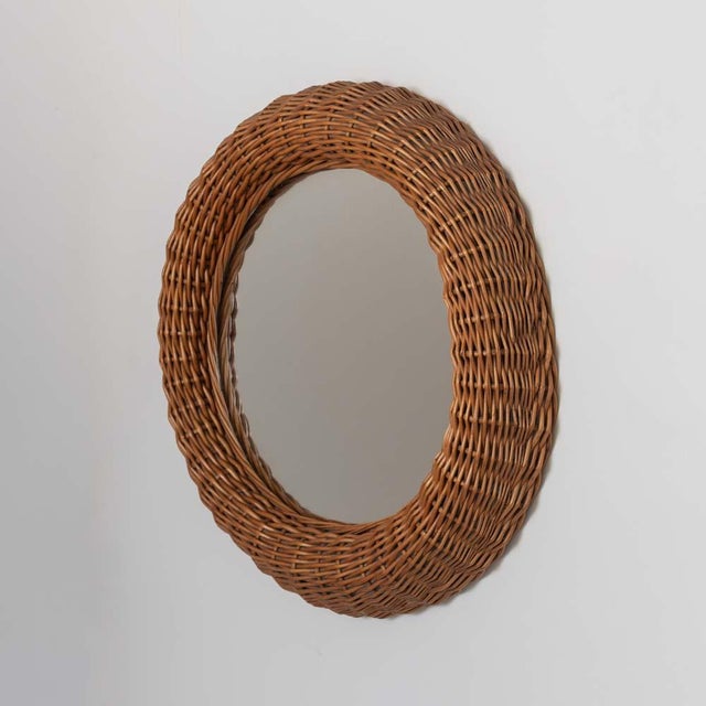 French 1960s French Wicker Circular Mirror For Sale - Image 3 of 10