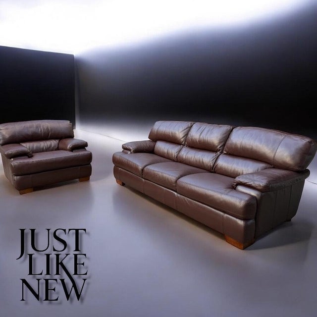 2000 - 2009 Italy Signature Edition Leather Sofa Set- 2 Pieces For Sale - Image 5 of 5