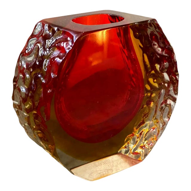 1960s Mandruzzato Mid-Century Modern Red and Yellow Sommerso Murano Glass Vase For Sale