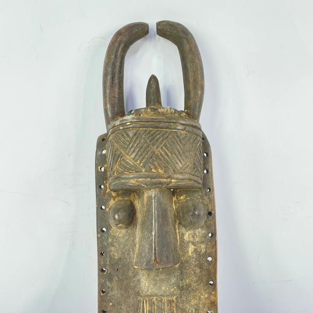 Brown Early 20th Century Toma Wood Mask Landai Guinea For Sale - Image 8 of 8