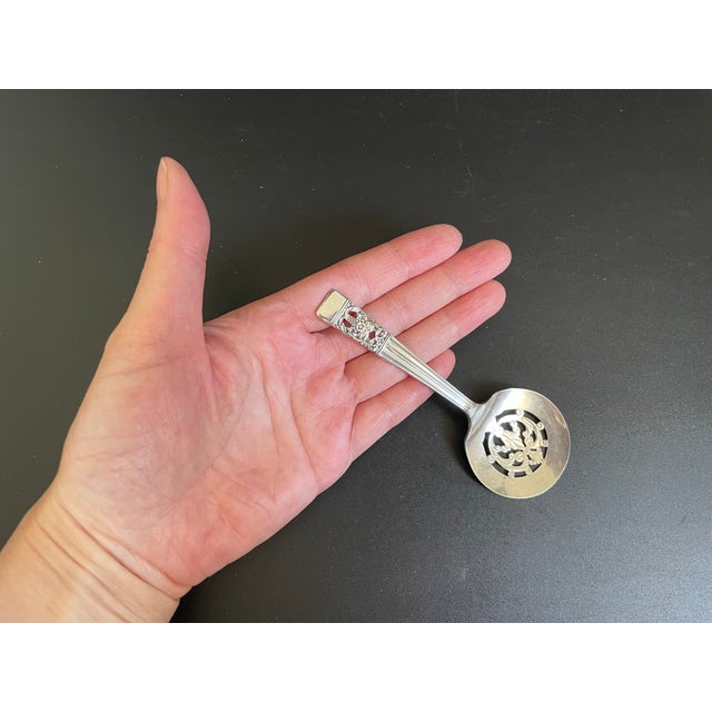 Metal Community Plate Coronation 1936 Silverplate Bon Bon Spoon Server For Sale - Image 7 of 7