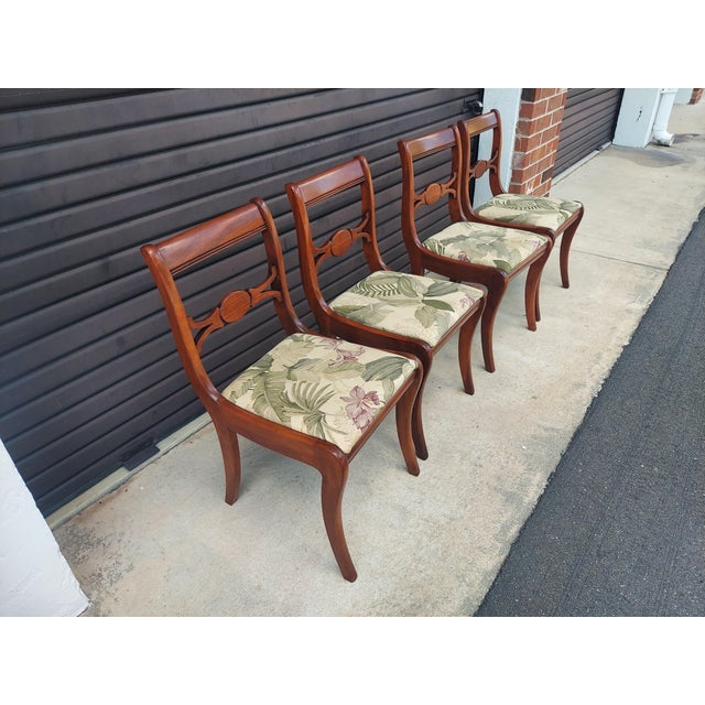 Traditional Set of 4 Vintage Phyfe Regency Style Bow Back Dining Chairs. For Sale - Image 3 of 5