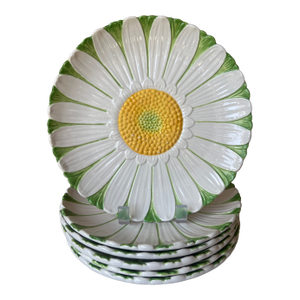 Mottahedeh Daisy Plates, Set of 6, C. 1960's