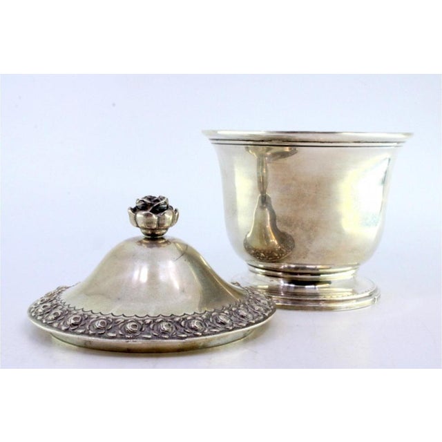 Silver Candy Box with Lid and Handle Embossed with Floral Motifs and Engraved Waves For Sale - Image 5 of 8