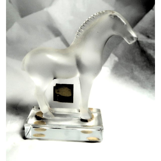 Glass Late 20th Century Lalique (France) - Exquisite Signed Clear and Frosted Tang Horse With Original Label, Retired - For Sale - Image 7 of 16