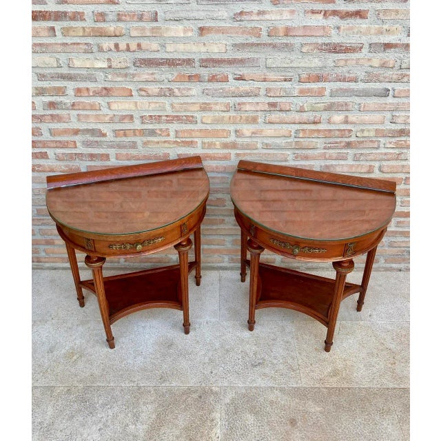 Mid-Century Modern Empire Style Mahogany Nightstands with Bronze and Brass Details, 1930s, Set of 2 For Sale - Image 3 of 18