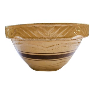 Early 20th Century Classic Robinson Ransbottom 9" Yellow Ware Bowl For Sale