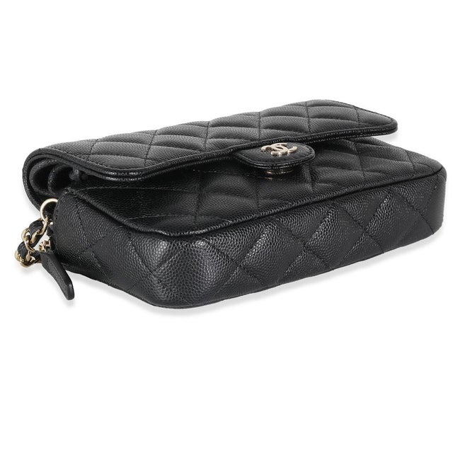 Black Quilted Caviar Flap Phone Handbag With Chain For Sale In New York - Image 6 of 9